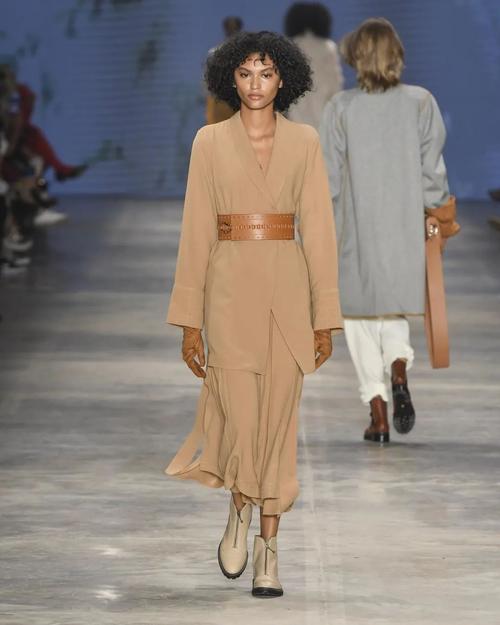 品牌秀场|celine2022春夏女装,neriage2022-23秋冬