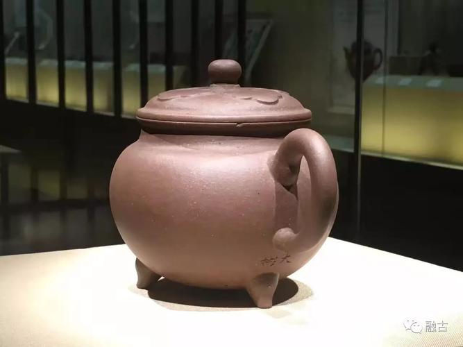 读|大彬三足如意纹盖壶