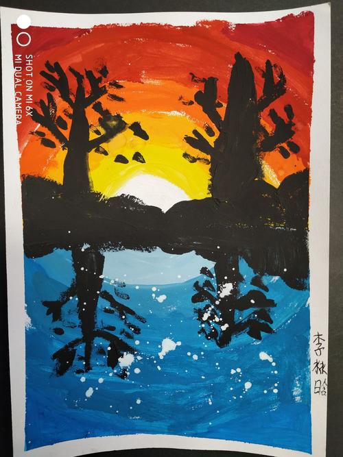 《水中倒影》主要通过冷暖色的对比是画面丰富起来!