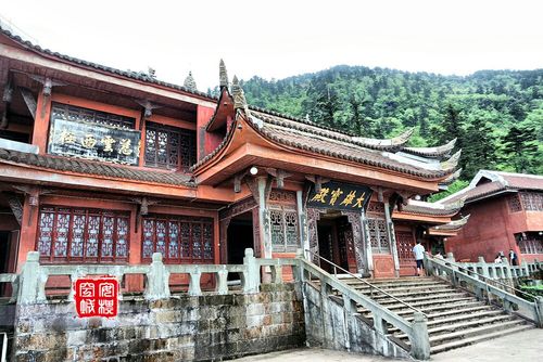 峨眉山接引殿好玩吗,峨眉山接引殿景点怎么样_点评