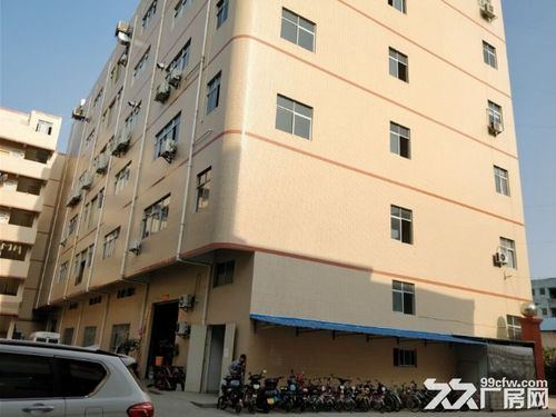 凤岗雁田楼上现成装修厂房出租700平方,面积实在