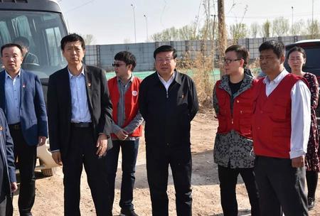 管委会副主任刘兆忠,沧州渤海新区党工委委员,管委会副主任陈太龙一同