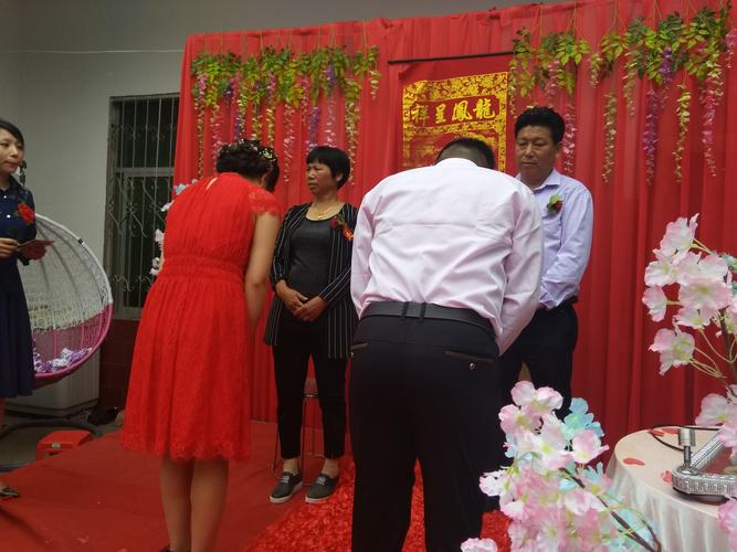 河南商丘农村地区婚礼现场全纪录:这些环节好熟悉