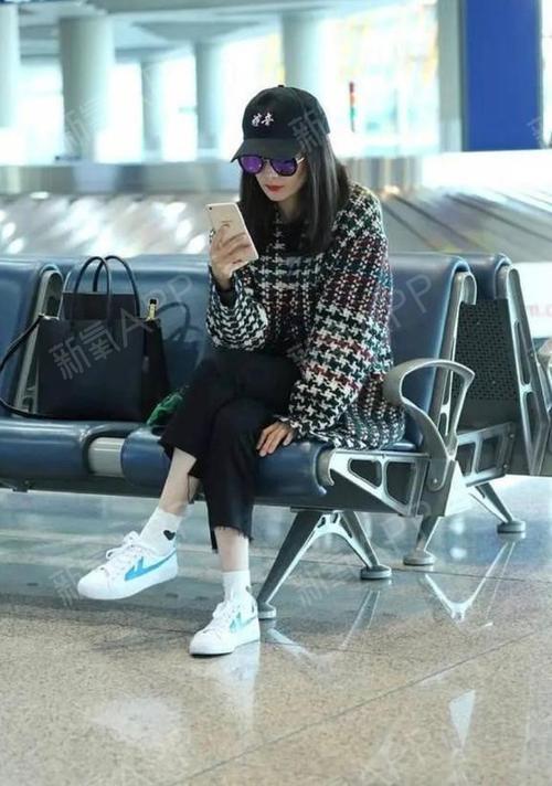 支持新疆棉,杨幂带火回力鞋