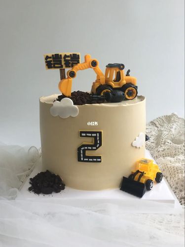 挖掘机蛋糕_蛋糕_挖掘机_生日蛋糕_生日蛋糕晒一晒_美食_美食展示