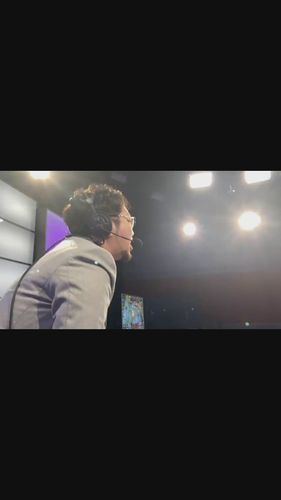 赛前,他发了一条微博 赛后 出现了经典名句 "我其实还好" 接下来请