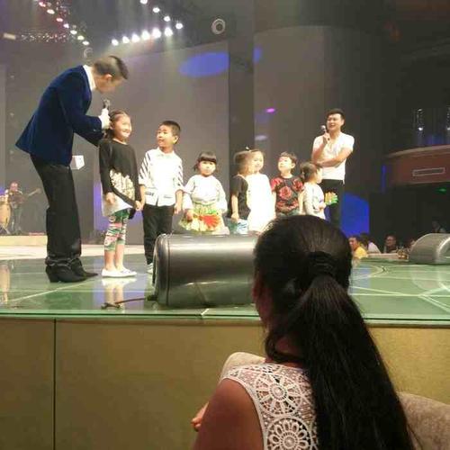 玫瑰花园演艺大舞台-"好喜欢江涛的才华…每次去慈溪.