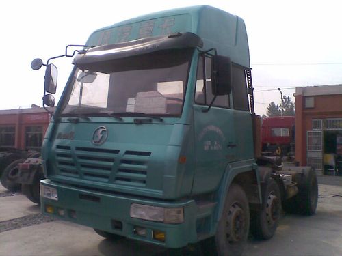 2012年4月新款陕汽奥龙双导牵引半挂车