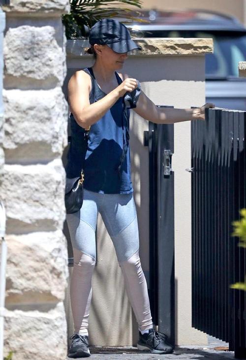 身材超好!娜塔莉·波特曼(natalieportman)悉尼新街拍