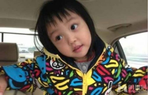 赵薇家的小四月