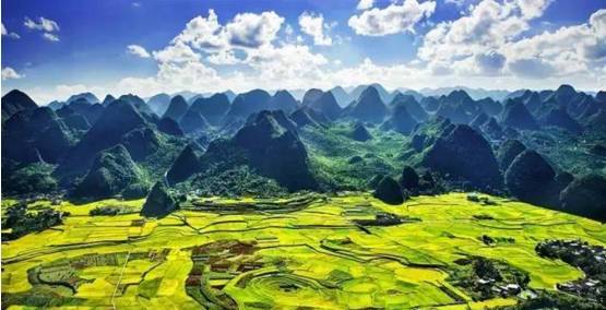 游览云贵高原的明珠,中国五大淡水湖泊之一 【船游万峰湖】,领略
