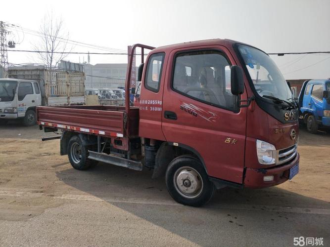 时骏 斯卡特 110马力 2.9米排半栏板轻卡(lfj1036g3)小平板出售