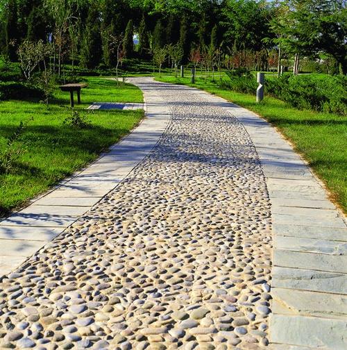 石子路