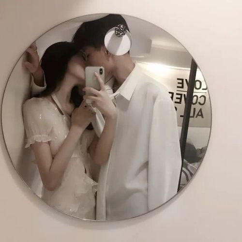 情侣头像/ins风格双人亲密情侣头像