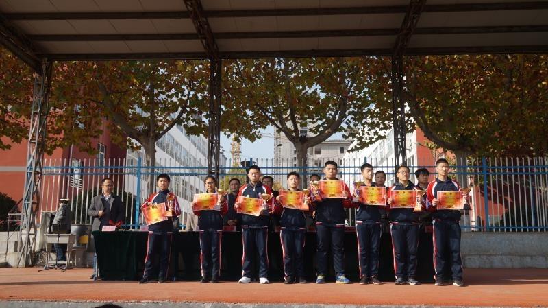 勤奋耕耘求发展 砥砺前行创辉煌—泗水县龙城初级中学