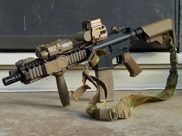 室内作战能手mk18短突击步枪