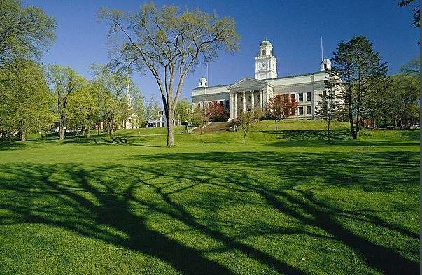 劳伦森大学要求雅思