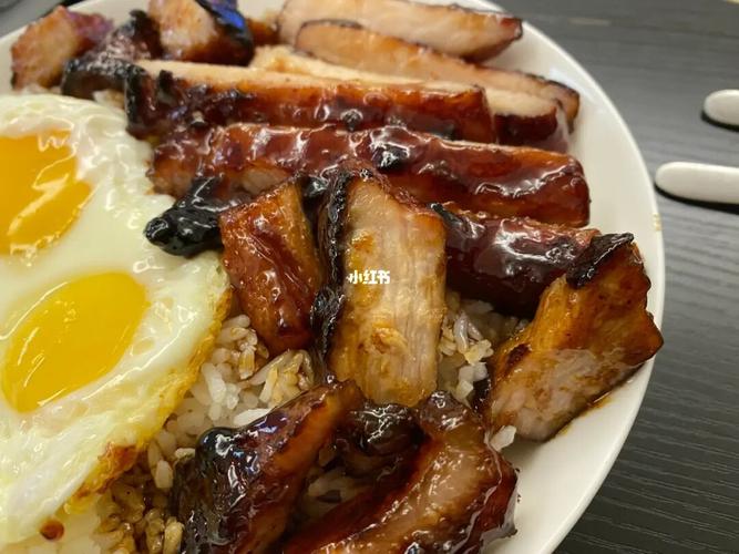 正宗港式黯然销魂叉烧饭_叉烧_叉烧饭_猪颈肉_烧烤_香港_蛋黄_电影