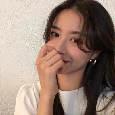 成熟优雅女人头像