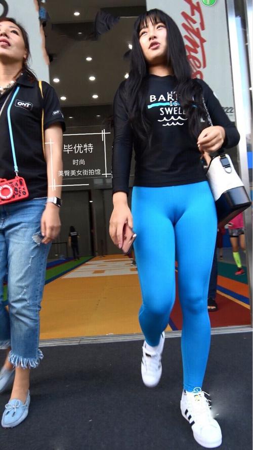 一组紧身裤小姐姐喜欢哪一个