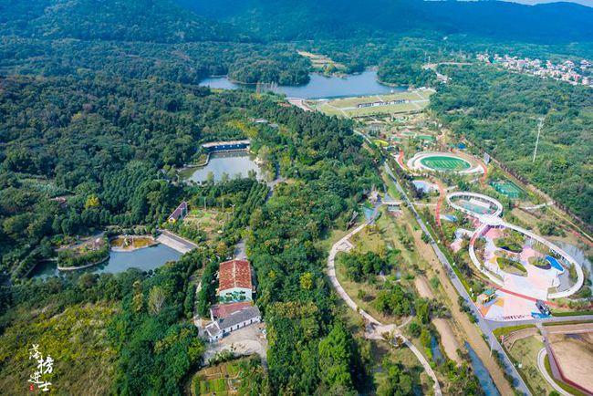 南京浦口象山湖公园,环境优美,是亲近自然,休闲健身的