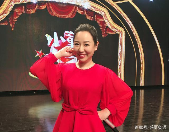 《我爱我家》的童星关凌,与李静直播尝到甜头,开启专职主播路