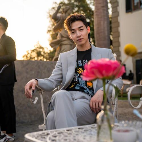 我和刘宪华过七夕,狗粮你来吃