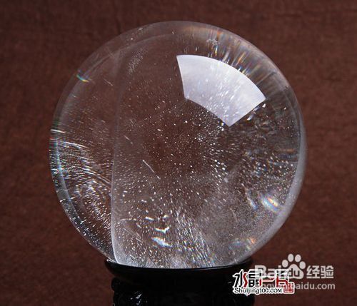 如何鉴别天然水晶球