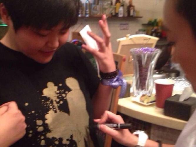 共有32条评论,共有6个点赞,已有537人关注,欢迎关注我的微博:李玮璇