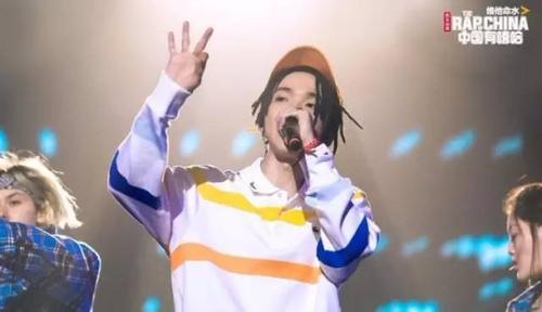 新疆rapper就是这么6 《中国有嘻哈》6强选手 新疆占2位