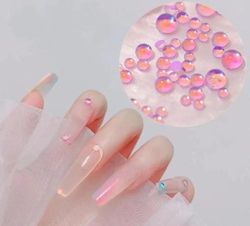 粉色人鱼极光水珠美甲