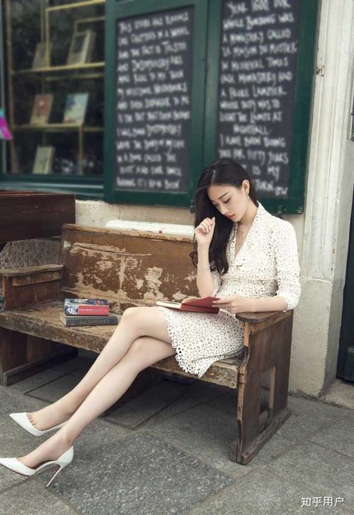 放几张倪妮的白裙照片