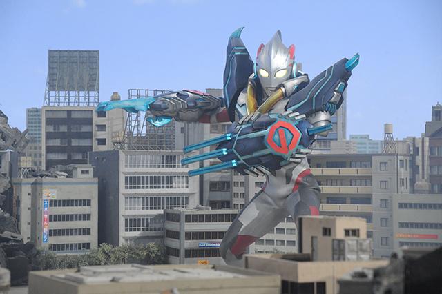 艾克斯·奥特曼哥莫拉装甲