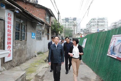 调研秦虹街道扇骨里社区党史学习教育开展情况 巡回指导组一行先后