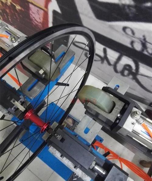 [骑客单车营] 定制轮组服务 自行车轮组修复 骑客单车工作室手工编圈