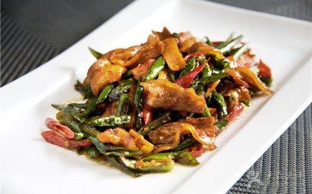 盐菜回锅肉