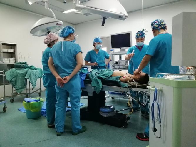 泌尿科碎石技术