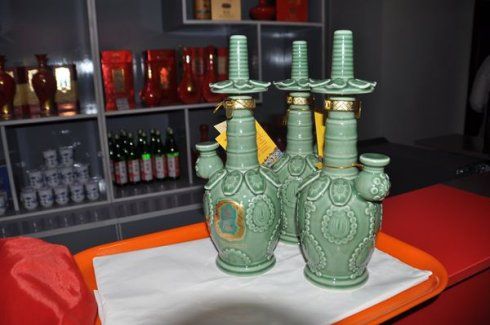 龙凤酒净水瓶品鉴会