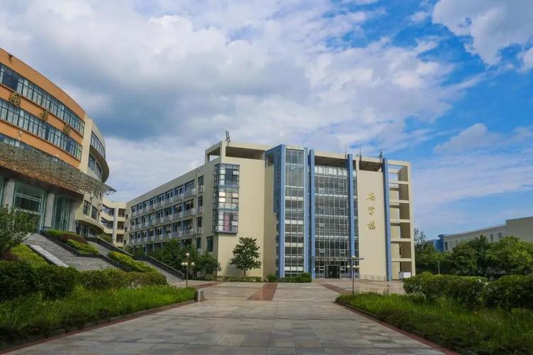 四川职业技术学院校园全景