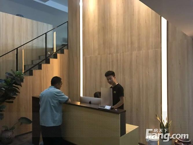 光谷新世界t1写字楼出租,光谷新世界t 135平豪装现房