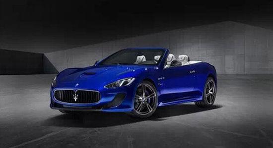 玛莎拉蒂grancabriomc百年纪念版敞篷跑车