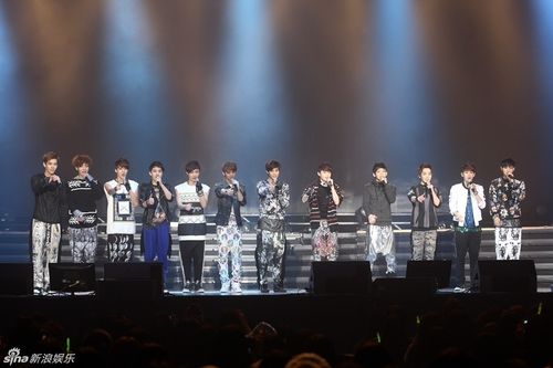 exo出道两周年首办亚洲巡演 48张帅图回顾exo成长