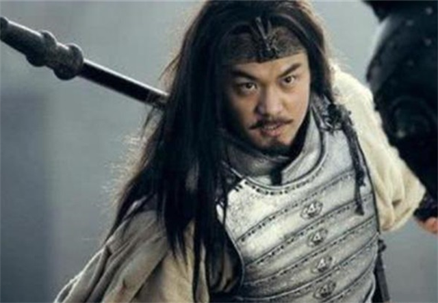 当年为了有机会出人头地,马超将仇人认作父亲,还把自己老爹给弄死了.