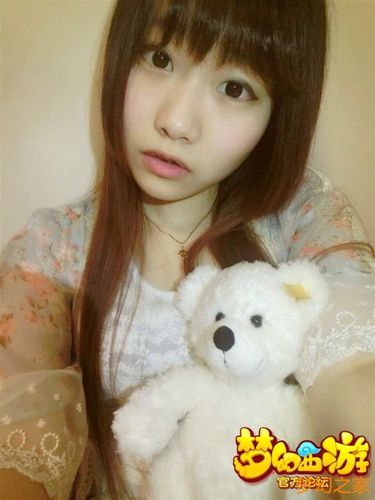 梦幻西游2美女玩家:大眼萌妹
