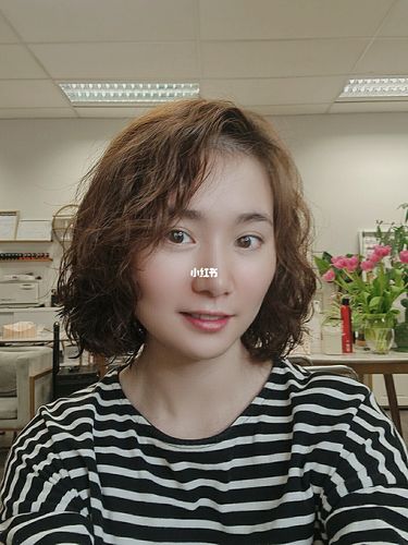 短发烫发_短发_烫发_美发_奥克兰美发_时尚_发型