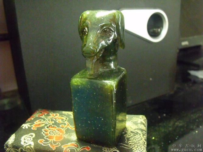 清代寿山艾叶绿(绿田黄)十二生肖印章《2.2kg》