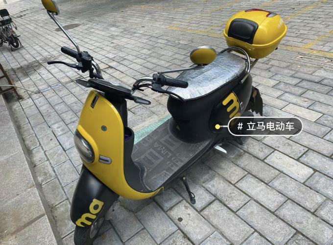 立马电动车,2300公里 电子显示屏,led大灯