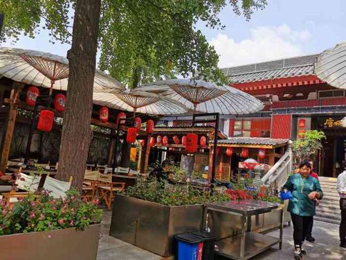 唐猫庭院·千年陕菜(大唐不夜城店)-"环境是真不错,就在大唐不夜城