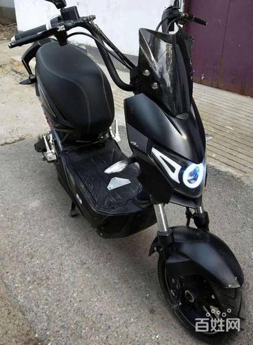 九成新雅迪战警极光2.0酷车手续齐全