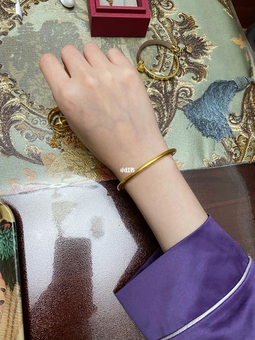 最近很火的古法金手镯～保值小首饰～!